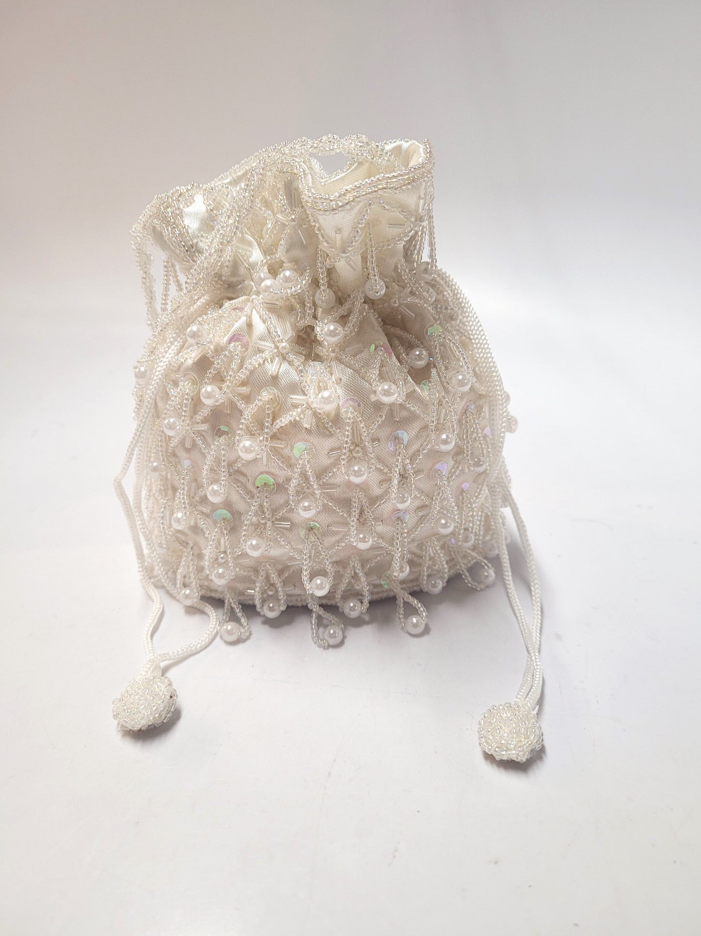 Beaded Pouches #66-19001