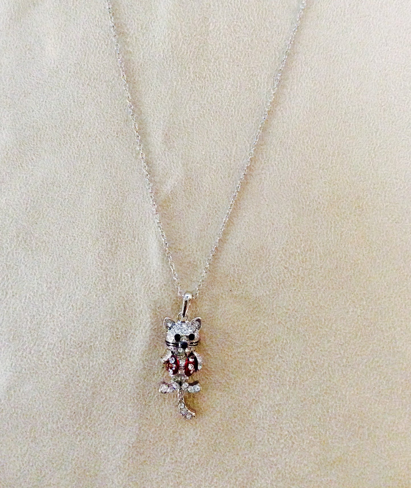 Red Vest Cat Necklace #88-09099