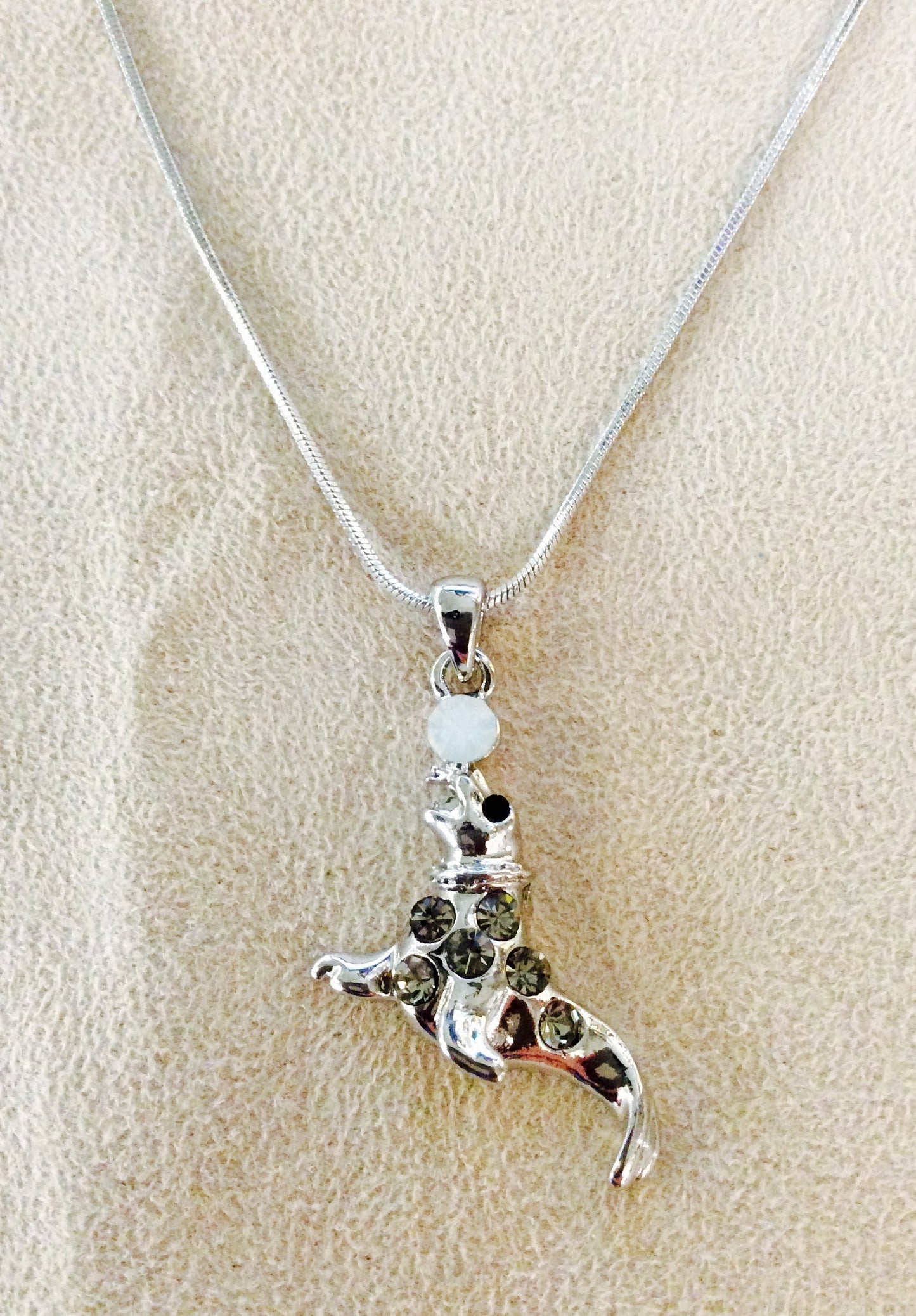 Seal Necklace #88-090006