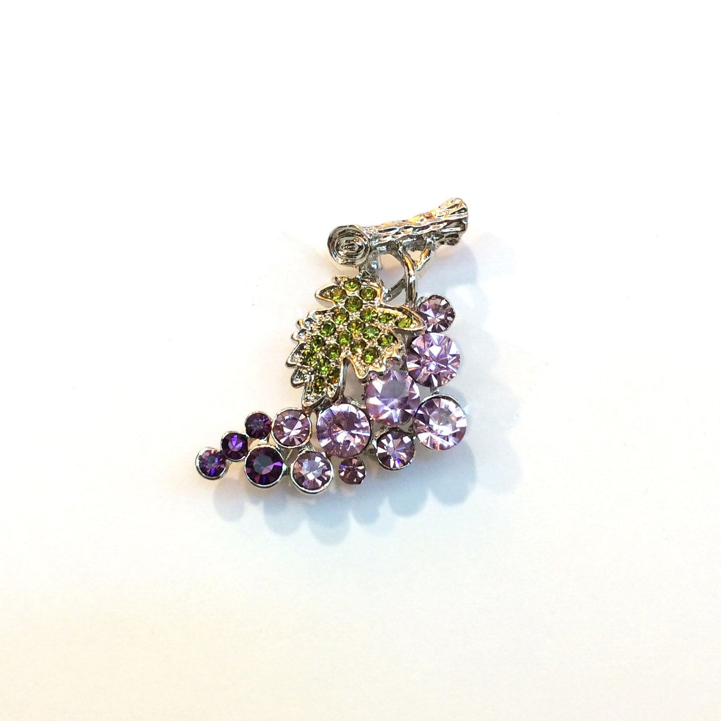 Grape Pin #38-00124