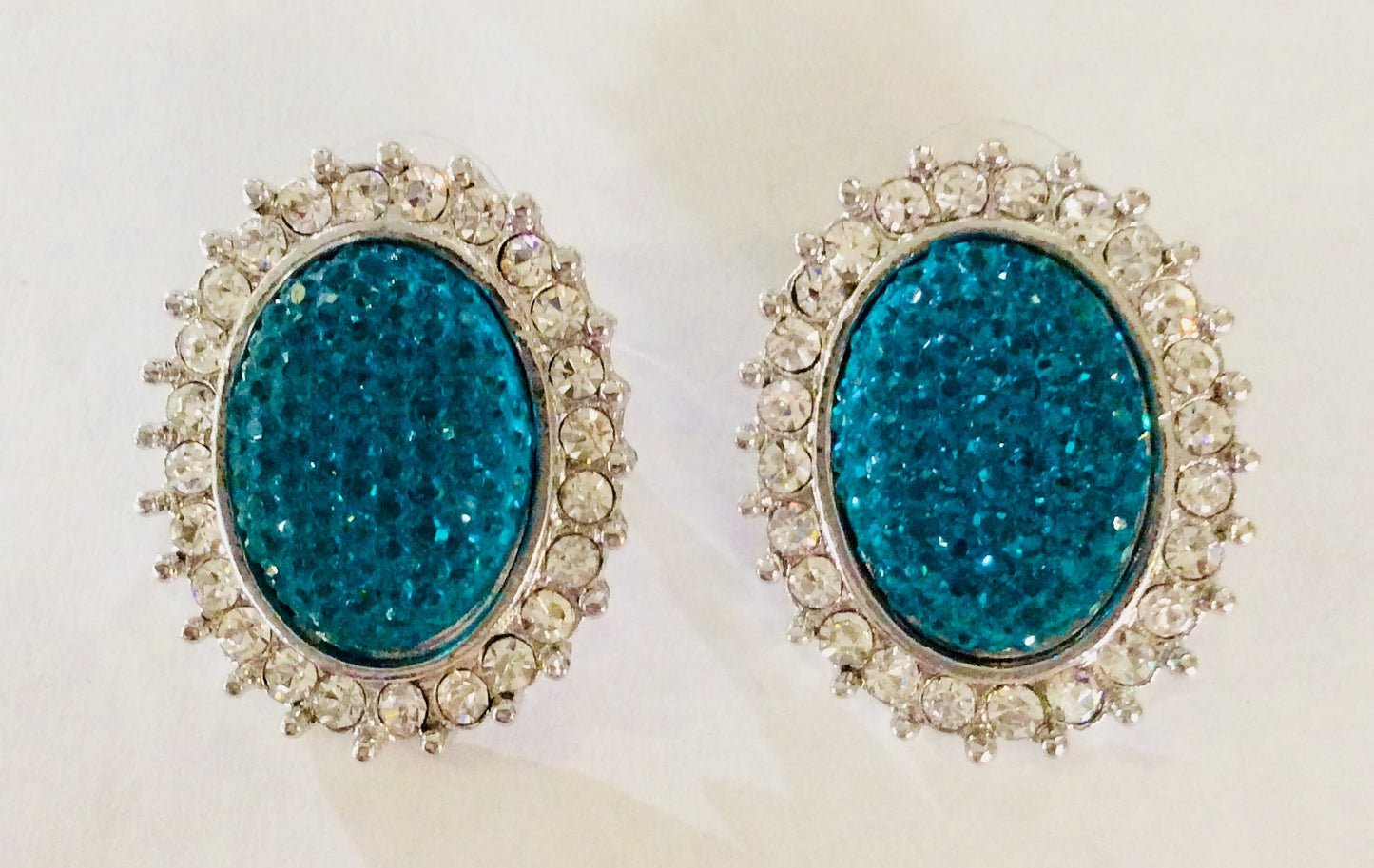 ROUND CRYSTAL STONES EARRING #12-22281BLZ