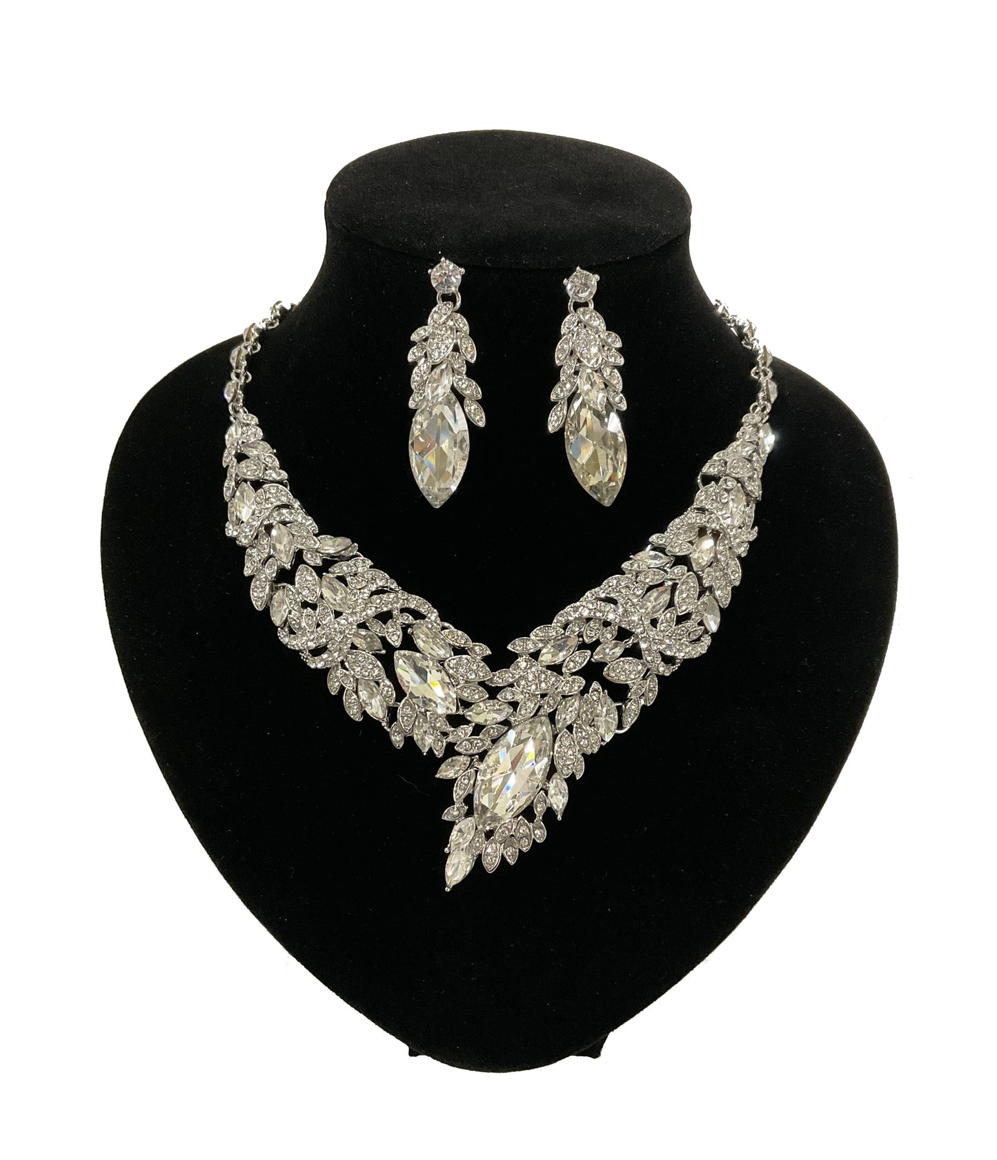 Necklace Earring Set #40-1961