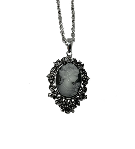Cameo Necklace #12-16293S