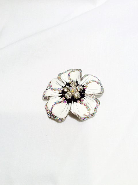 Large White Flower Pin#12-30780